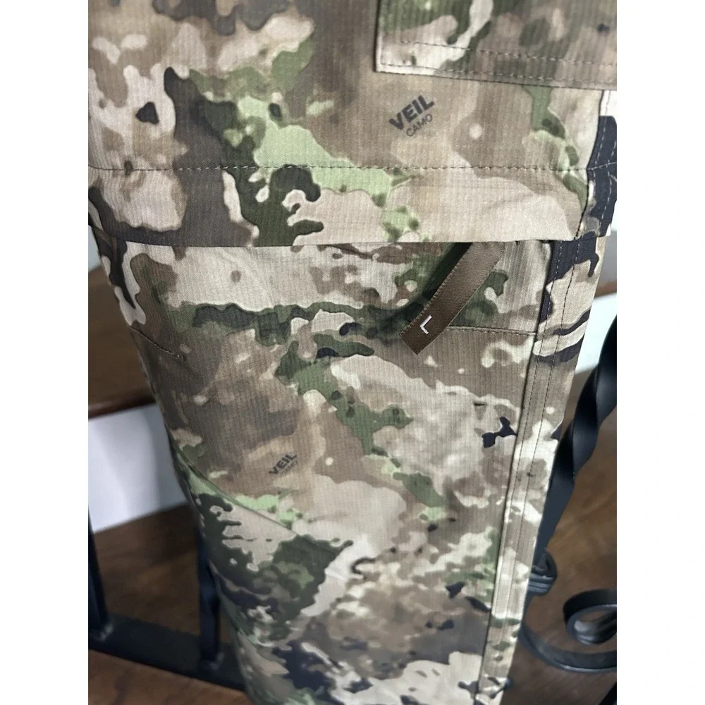 Boy's Size Medium 10-12 Magellan Outdoors Hunting Pants Veil Camo Convertible